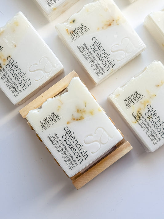 Calendula Blossom soap with calendula extract, real calendula petals and shea butter by Sweet Aurora