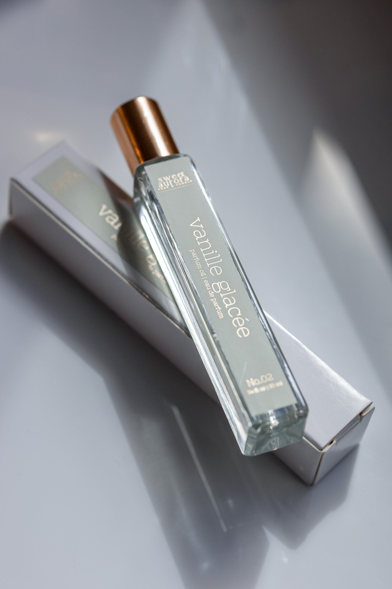 No. 02 Vanille Glacée Parfum Oil Roller - Sweet Aurora Co