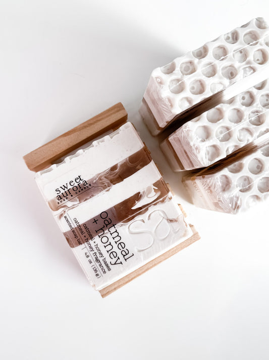 Oatmeal & Honey Soap Bar - Sweet Aurora Co